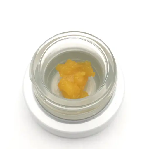 Pineapple Express is a well-known Sativa-dominant hybrid that combines the best of both worlds: uplifting, energizing effects with a delicious tropical flavour. The sweet, fruity pineapple notes mix beautifully with tangy citrus and earthy undertones, creating a flavour profile that is as refreshing as it is enjoyable. Whether you're working, socializing, or tapping into your creative side, Pineapple Express helps you stay focused, motivated, and positive throughout the day.