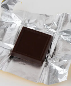 Seremoni Psilocybin Chocolate Bar (1000mg) - Mint A high cocoa content and a skilful blend of the finest cocoa beans from Africa matched with Transkei mushrooms, a variety that originates in Africa! Powerful and tannic this recipe is for lovers of intense cocoa bitterness.